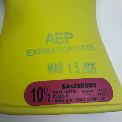 Salisbury Class 0 Rubber Insulating Gloves 1000V AC Size 10.5 Yellow D120 - Thumbnail 4