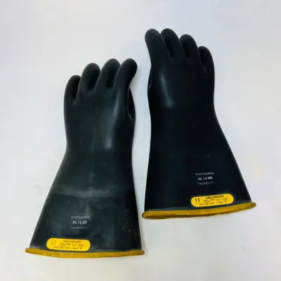 Salisbury Class 2 Electrical Rubber Gloves Size 11 17kV ANSI ASTM Type I - Thumbnail 2