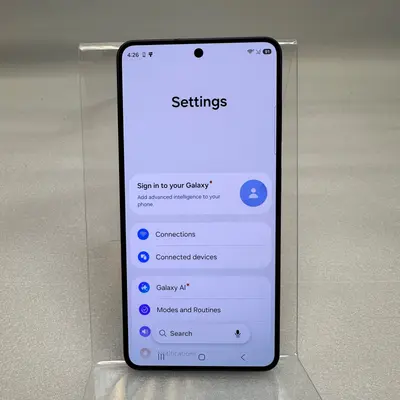 Samsung Galaxy S26 (SM-S942U) 256GB | Cricket Wireless Locked - Thumbnail 4