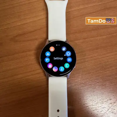 Samsung Galaxy Watch Active2 SM-R830 40mm Aluminum Case with Sport Band - Thumbnail 1