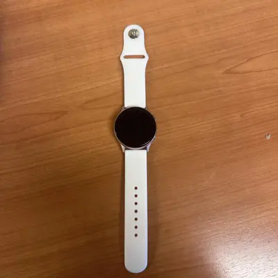 Samsung Galaxy Watch Active2 SM-R830 40mm Aluminum Case with Sport Band - Thumbnail 5