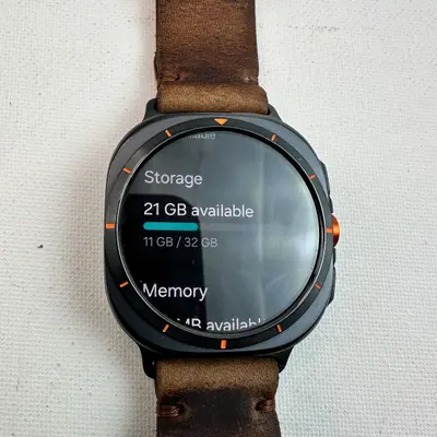 Samsung Galaxy Watch Ultra SM-L705U (47mm, LTE) Smart Watch - Thumbnail 2