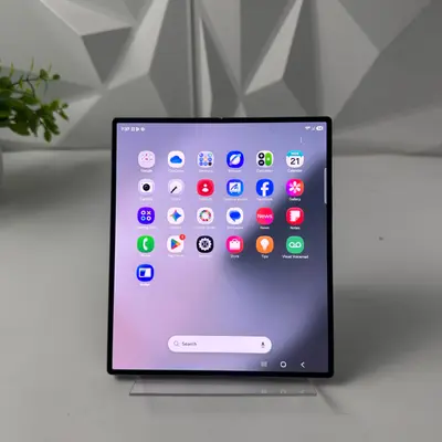 SAMSUNG GALAXY Z FOLD6 | 256GB | SILVER SHADOW | Verizon Locked - Thumbnail 7