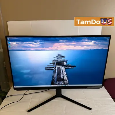 Samsung Odyssey G5 32" QHD 2K 165Hz 1ms Flat Gaming Monitor FreeSync HDR - Thumbnail 1