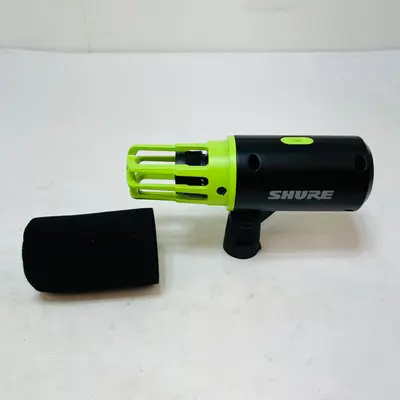 Shure MV6 USB Gaming Microphone - Dynamic Cardioid - Noise Isolation - Black - Thumbnail 2