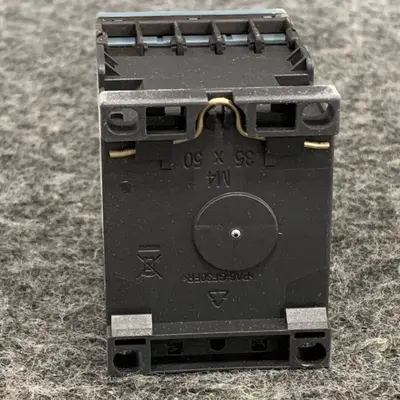 SIEMENS 3RT2016-1BB42 Contactor, 3-pole, 9A - Thumbnail 5