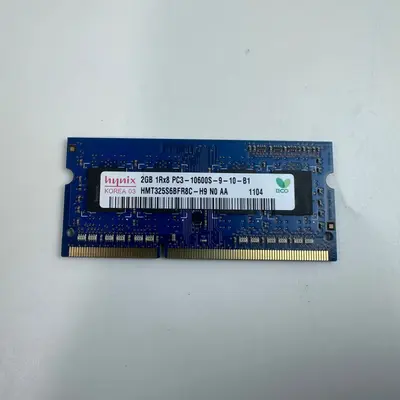 SK hynix 4GB Kit (2x2GB) DDR3 Laptop RAM PC3-10600S 1333MHz SO-DIMM - Thumbnail 2