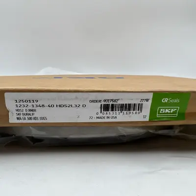 SKF CR Seals 1250119 HDS2L32D Duralip Oil Seal w/4 Lugs - Thumbnail 5