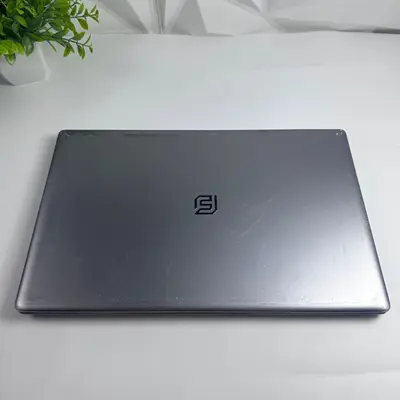 Slim Laptop 15.6" FHD, Ryzen 7 5700U, 16GB RAM, 256GB SSD, Windows 11 Pro - Thumbnail 3