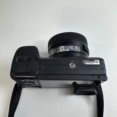 Sony Alpha 6400 APS-C Mirrorless Camera with 16-50mm OSS II & FE 50mm f/1.8 Lens - Thumbnail 9