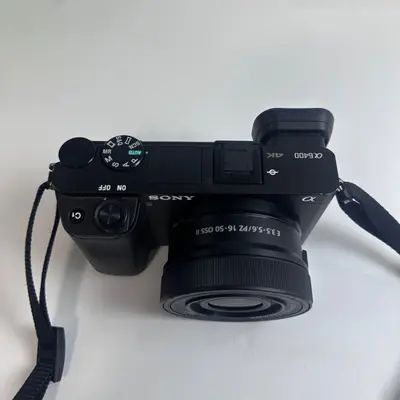 Sony Alpha 6400 APS-C Mirrorless Camera with 16-50mm OSS II & FE 50mm f/1.8 Lens - Thumbnail 6