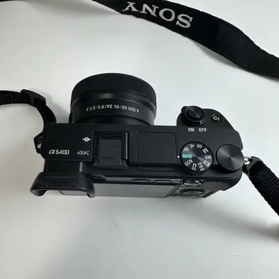 Sony Alpha 6400 APS-C Mirrorless Camera with 16-50mm OSS II & FE 50mm f/1.8 Lens - Thumbnail 7