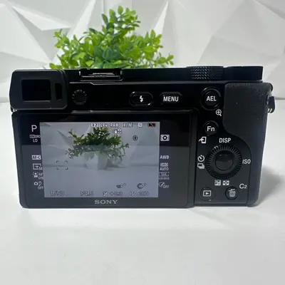 Sony Alpha a6100 Mirrorless Camera with E PZ 16-50mm F3.5-5.6 OSS II Lens - Thumbnail 4