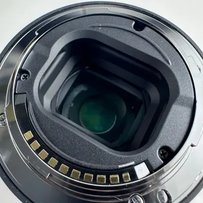 Sony E 70-350mm f/4.5-6.3 G OSS Telephoto Zoom Lens SEL70350G APS-C E-Mount - Thumbnail 8