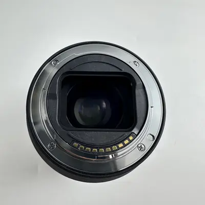 Sony FE 24-50mm F2.8 G Full-Frame E-Mount Lens (SEL2450G) - Thumbnail 3