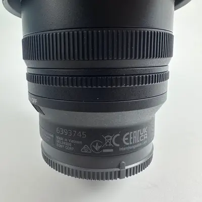 Sony FE 24-50mm F2.8 G Full-Frame E-Mount Lens (SEL2450G) - Thumbnail 7