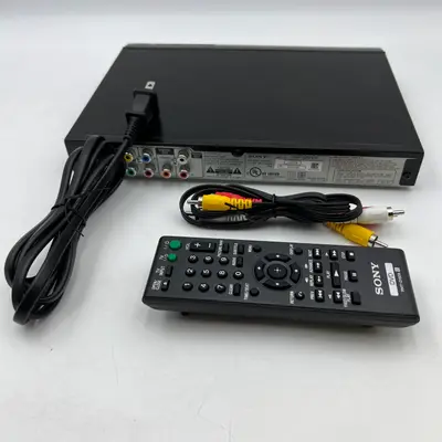 Sony Progressive Scan Ultra Slim DVD Player DVP-SR210P - Thumbnail 5
