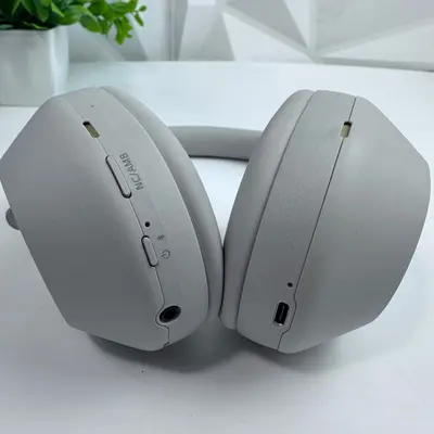 Sony WH-1000XM5 Wireless Noise-Canceling Over-Ear Headphones Bluetooth - Thumbnail 3