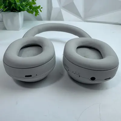 Sony WH-1000XM5 Wireless Noise-Canceling Over-Ear Headphones Bluetooth - Thumbnail 4