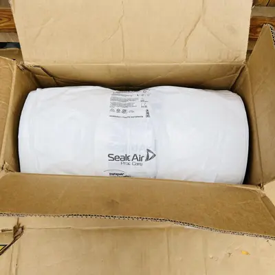 Speed Pack SP19x5W Gusseted Centerfold Roll White Packaging Film 19" x 1800ft - Thumbnail 3
