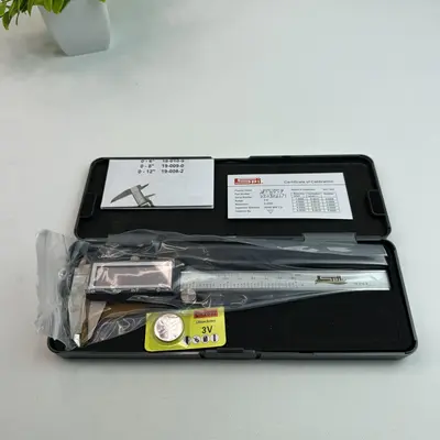 SPI 18-010-9 6" Digital Caliper 0.0005" Resolution IP54 with Case & Battery - Thumbnail 7