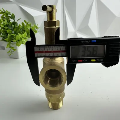 Spraying Systems Brass Control Valve, 300 PSI, 3/4" NPT x 1/2" Side Port - Thumbnail 10