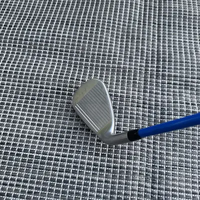 Strata 6 Iron Golf Club RH – Blue Graphite Shaft, Cavity Back - Thumbnail 3