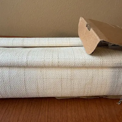 Sun Zero Lichtenberg Cordless Roman Shade 35x64 in Light Filtering Cream - Thumbnail 4