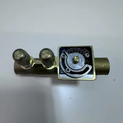 Taco Balancing Valve - Excellent - Real photo at TamDo.us