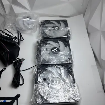 Thermaltake MAGFloe 420 Ultra ARGB Sync 420mm AIO Liquid CPU Cooler - Thumbnail 6