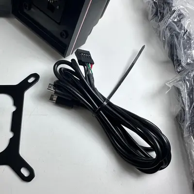 Thermaltake MAGFloe 420 Ultra ARGB Sync 420mm AIO Liquid CPU Cooler - Thumbnail 10