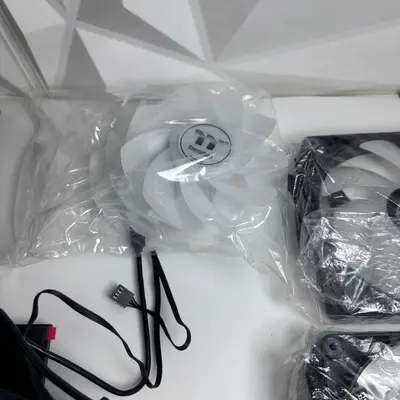 Thermaltake MAGFloe 420 Ultra ARGB Sync 420mm AIO Liquid CPU Cooler - Thumbnail 7