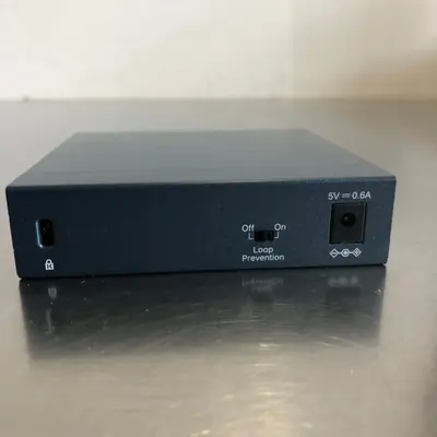TP-Link TL-SG605 5-Port Gigabit Desktop Switch Unmanaged Steel Casing Network - Thumbnail 5