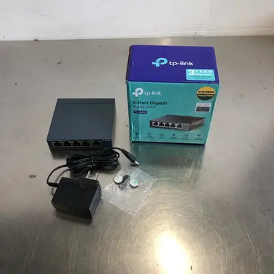 TP-Link TL-SG605 5-Port Gigabit Desktop Switch Unmanaged Steel Casing Network - Thumbnail 2