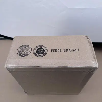 Trex Seclusion Fence Brackets With Hardware (Box Of 96 PCs) - Thumbnail 5