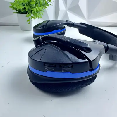 Turtle Beach Stealth 600 Gen 2 Wireless Gaming Headset PS5 PS4 - HEADSET ONLY - Thumbnail 9