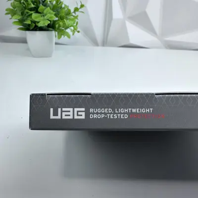 UAG Metropolis Folio Case for Apple iPad 10.2" (7th 8th 9th Gen) - Black/Gray - Thumbnail 5