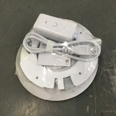 Ubiquiti UAP-AC-PRO UniFi AP AC PRO 802.11ac Dual Band Wireless Access Point - Thumbnail 2
