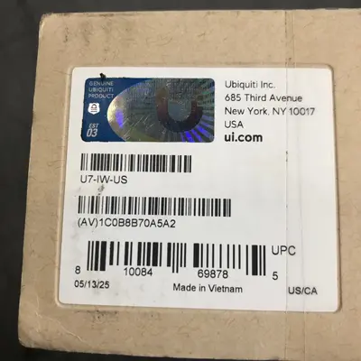 Ubiquiti UniFi U7 In-Wall WiFi 7 Access Point U7-IW-US 2.5GbE Switch PoE+ - Thumbnail 3