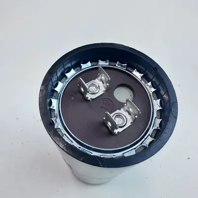 Vanguard BC-590 Start Capacitor, 590–708 µF, 110/125V AC - Thumbnail 7