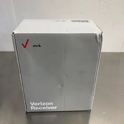 Verizon LV65 Fios TV Receiver with Box & Accessories - Thumbnail 5