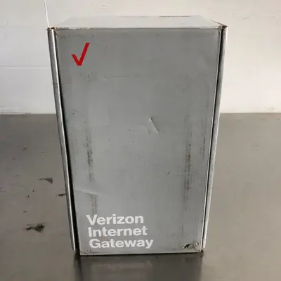 Verizon WNC-CR200A Internet Gateway WiFi 6 Router - Thumbnail 2