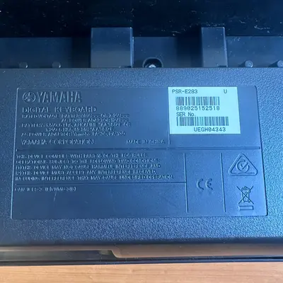 Yamaha PSR-E283 61-Key Portable Digital Keyboard Educational Piano - Thumbnail 10