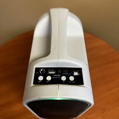 ZIZO Sonic Z4 Portable Wireless Speaker - Lunar White - Thumbnail 3